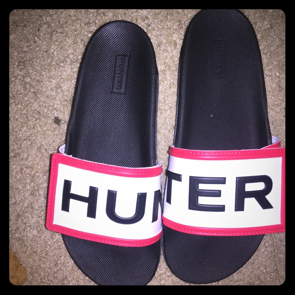 Hunter Slide Sandals